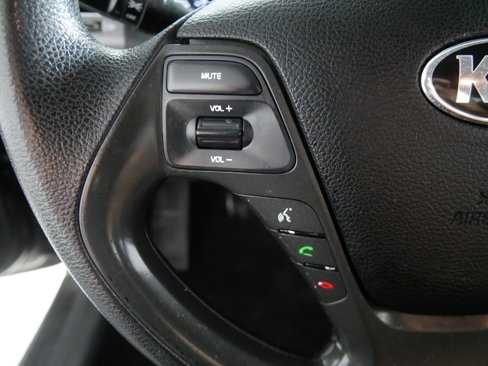 Used 2017 Kia Forte LX image 27