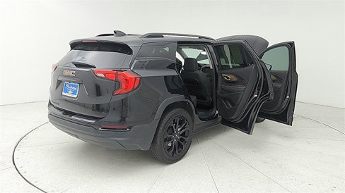 Used 2020 GMC Terrain SLE w/ Driver Convenience Package image 11