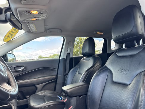 Used 2018 Jeep Compass Limited w/ Navigation Group image 28