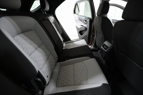Used 2019 Chevrolet Equinox LS w/ LS Convenience Package image 22