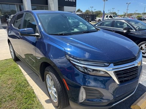 Used 2022 Chevrolet Equinox LT image 3