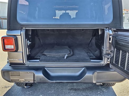 Used 2020 Jeep Wrangler Unlimited Sport image 16