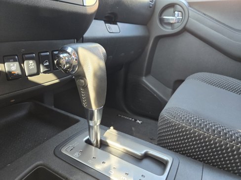 Used 2014 Nissan Xterra PRO-4X image 25