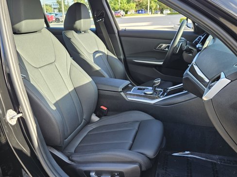 Used 2019 BMW 330i xDrive Sedan w/ Convenience Package image 25