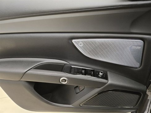 Used 2024 Maserati Grecale GT image 29