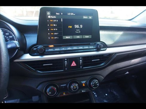 Used 2021 Kia Forte LXS image 26