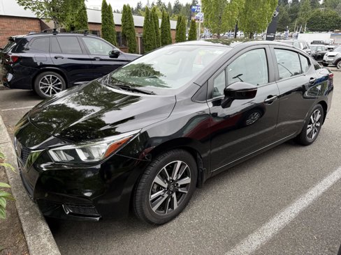 Used 2020 Nissan Versa SV image 1