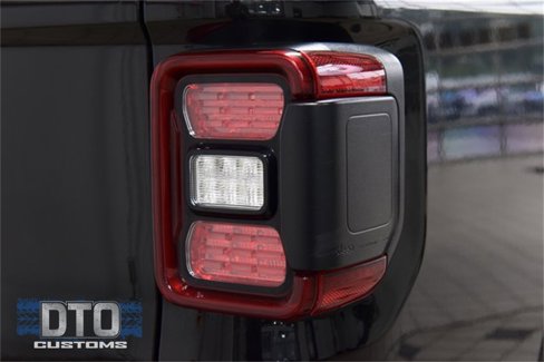 Used 2021 Jeep Gladiator Overland w/ Popular Equipment Package image 18