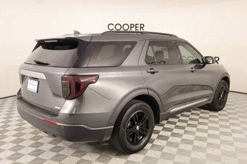 Used 2020 Ford Explorer XLT image 20