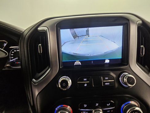 Used 2020 GMC Sierra 1500 SLE image 18