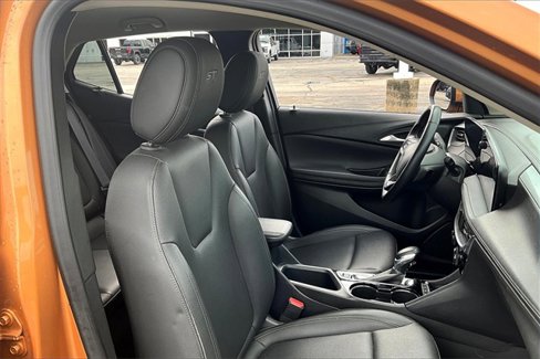 Used 2024 Buick Encore GX Sport Touring image 29