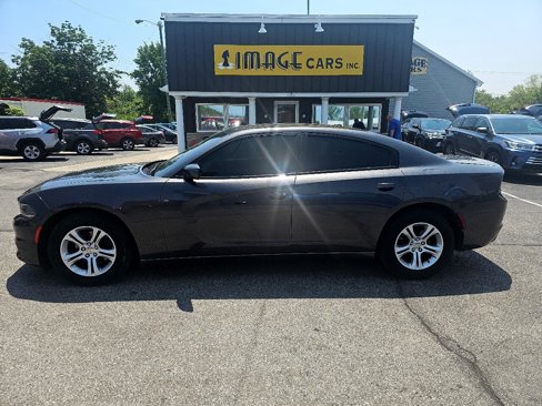 Used 2020 Dodge Charger SXT image 9
