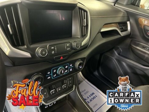 Used 2020 GMC Terrain SLE w/ Driver Convenience Package image 16