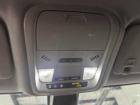 Used 2024 Chevrolet Blazer LT w/ Convenience Package image 16