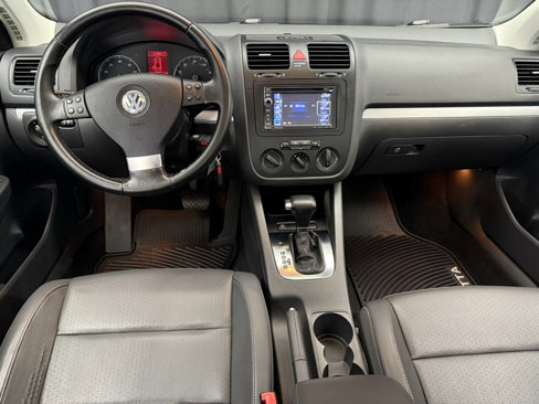 Used 2009 Volkswagen Jetta SE image 12