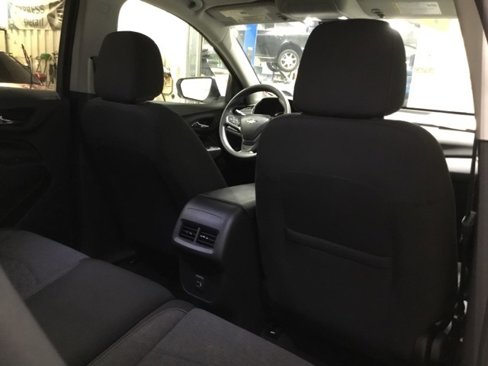 Used 2023 Chevrolet Equinox LT image 52