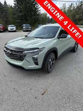 Used 2024 Chevrolet Trax RS w/ Driver Confidence Package image 2