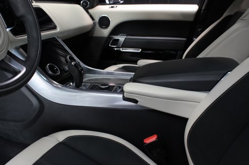 Used 2020 Land Rover Range Rover Sport HST image 27