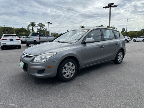 Used 2011 Hyundai Elantra GLS image 2