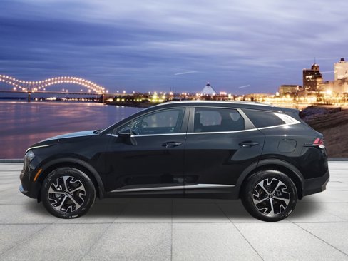 Used 2023 Kia Sportage EX image 2
