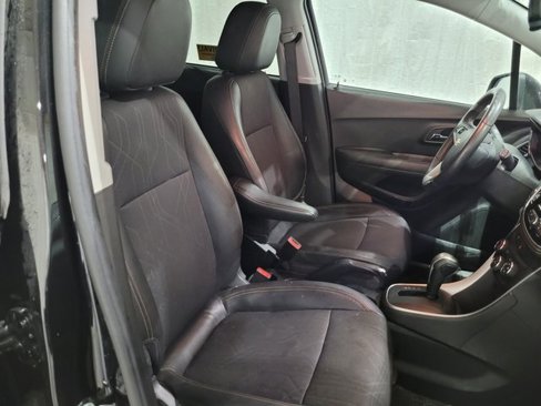 Used 2020 Chevrolet Trax LT w/ Driver Confidence Package image 48