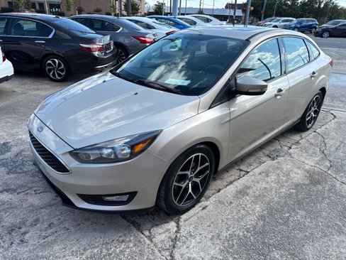 Used 2017 Ford Focus SEL w/ Interior Protection Package image 1