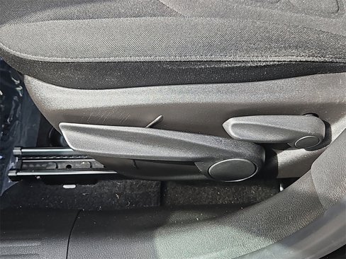 Used 2022 Jeep Renegade Latitude image 21