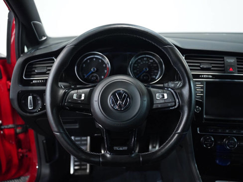 Used 2016 Volkswagen Golf 4-Door image 36