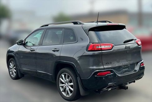 Certified 2018 Jeep Cherokee Latitude image 24