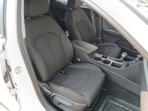 Used 2020 Kia Optima LX image 29