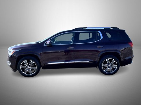 Used 2017 GMC Acadia Denali w/ Technology Package image 8
