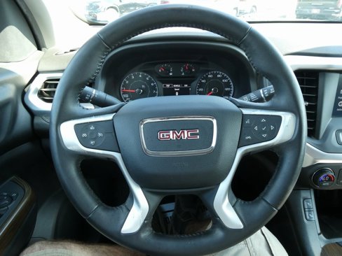 Used 2017 GMC Acadia SLE image 33