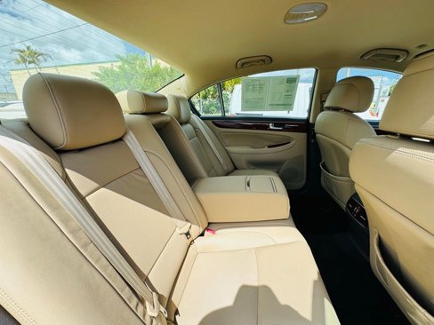 Used 2012 Hyundai Genesis 3.8 image 15