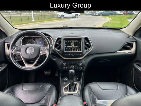 Used 2015 Jeep Cherokee Limited w/ Luxury Group image 7