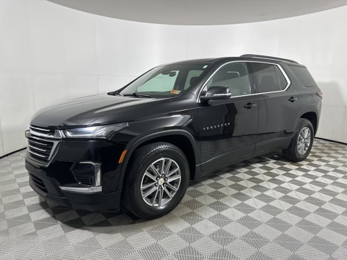 Used 2022 Chevrolet Traverse LT image 3
