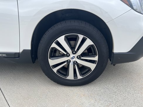 Used 2019 Subaru Outback 2.5i Limited image 13