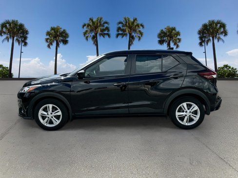 Certified 2021 Nissan Kicks S image 8