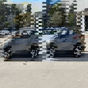 Used 2024 Nissan Kicks S image 3