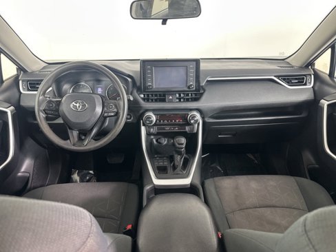 Used 2019 Toyota RAV4 XLE image 14