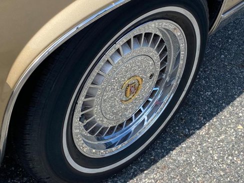 Used 1986 Cadillac De Ville Fleetwood image 21