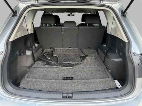 Used 2023 Volkswagen Tiguan S image 17