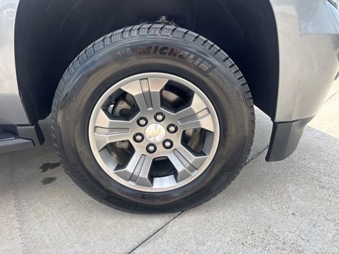 Used 2019 Chevrolet Tahoe LS image 9