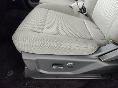 Used 2015 Ford F150 XLT w/ Equipment Group 301A Mid image 10