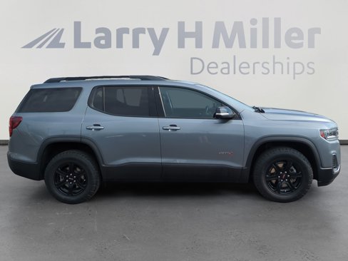 Used 2022 GMC Acadia AT4 w/ Preferred Package image 6