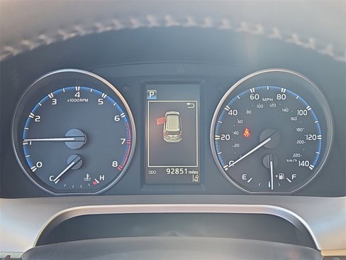 Used 2017 Toyota RAV4 XLE image 25