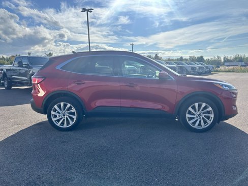 Used 2022 Ford Escape Titanium w/ Titanium Elite Package image 6