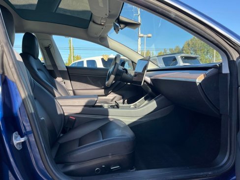 Used 2018 Tesla Model 3 Long Range image 25
