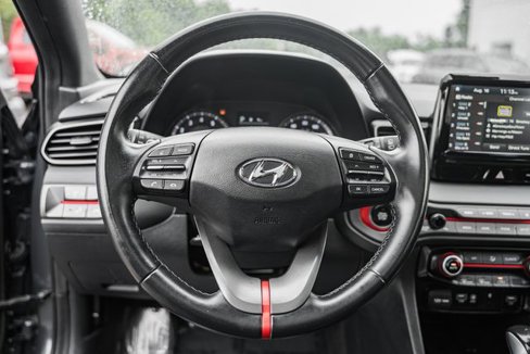 Used 2020 Hyundai Veloster 2.0 Premium image 31