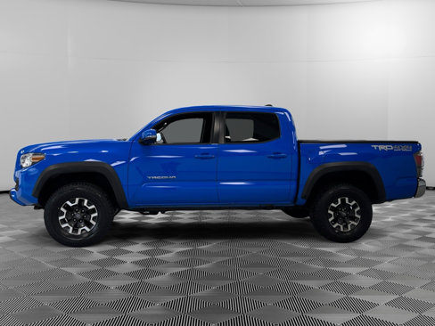 Used 2020 Toyota Tacoma TRD Off-Road image 5