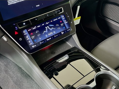 New 2025 Maserati Grecale Modena image 15